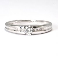 シンプルでエレガントな婚約指輪（エンゲージリング）！！天然石ダイヤ・Pt900(プラチナ)・リング(指輪)売約済