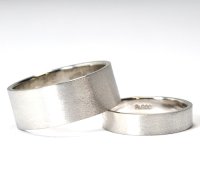 シンプルでオシャレなオーダーメイド結婚指輪（マリッジリング）・Pt900(プラチナ)・ペアリング(指輪)