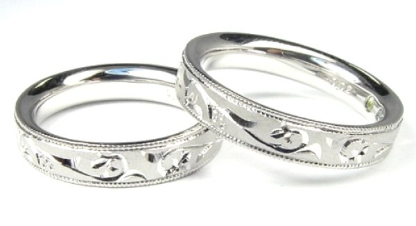 画像1: 手造り（ハンドメイド）・ツタの柄入りオーダーメイド結婚指輪（マリッジリング）Pt900(プラチナ)・ペアリング(指輪) (1)